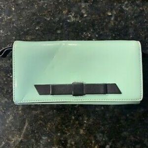 LAST CHANCE!! Kate Spade Mara Chelsea Park Patent Leather Wallet Clutch